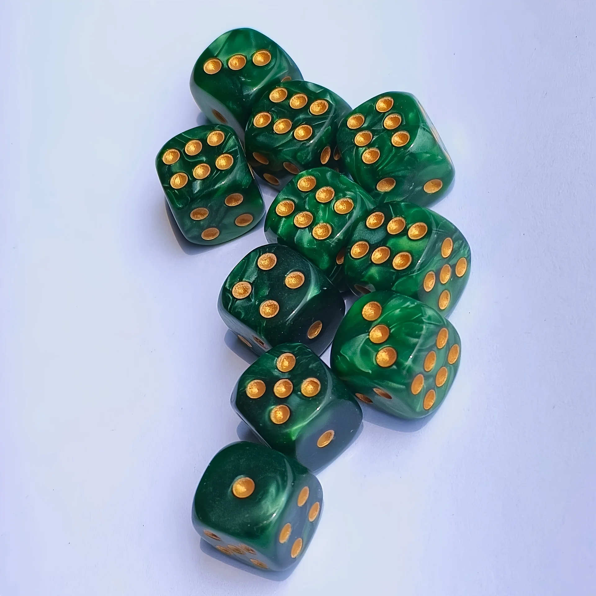 10 dés D6 en acrylique à motif - Board Game Live avis et prix
